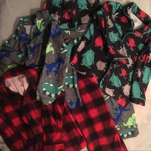 3 pairs Carter’s button down pajamas 2t boys